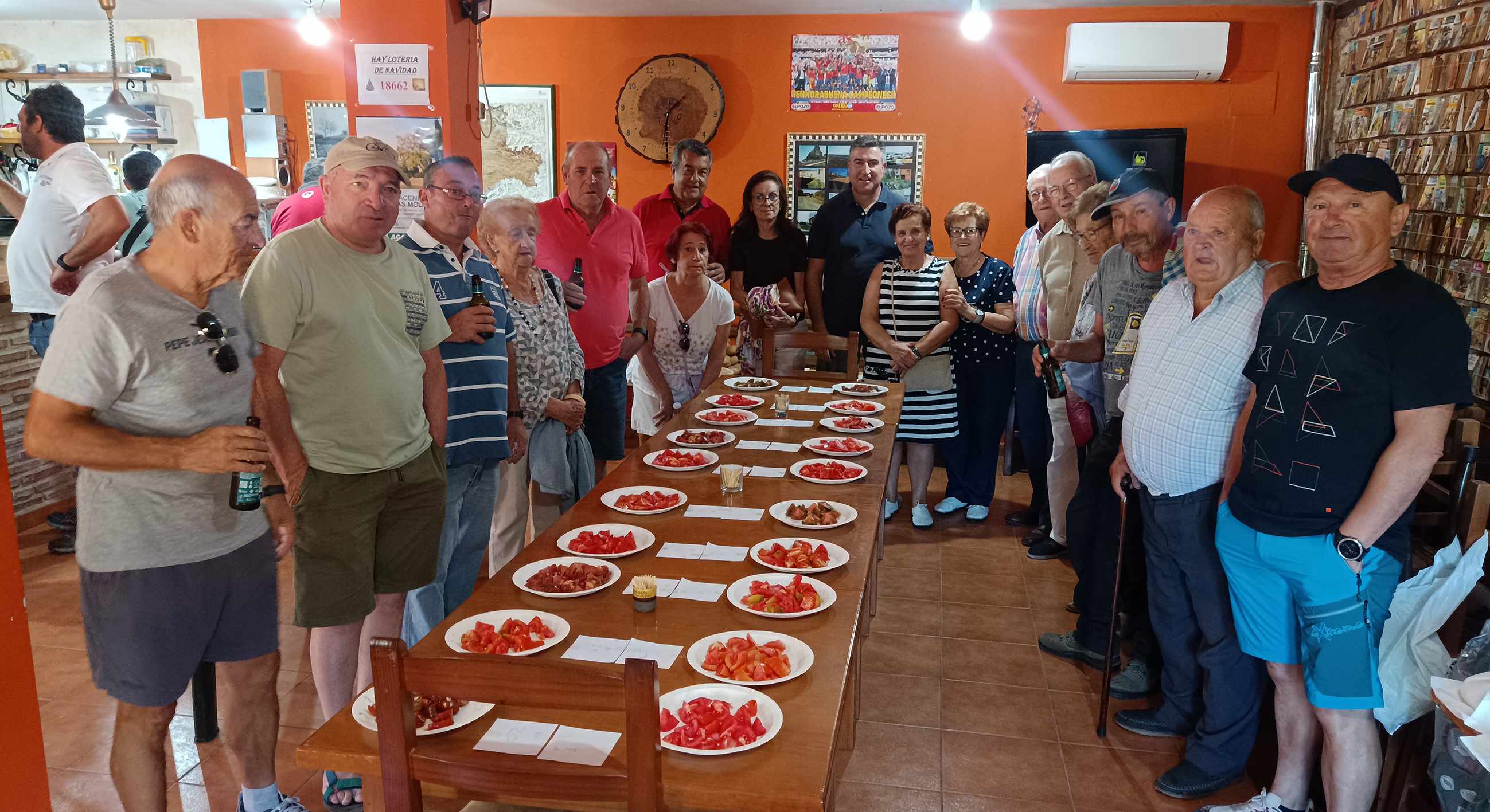 Tomates participantes antes de la valoración