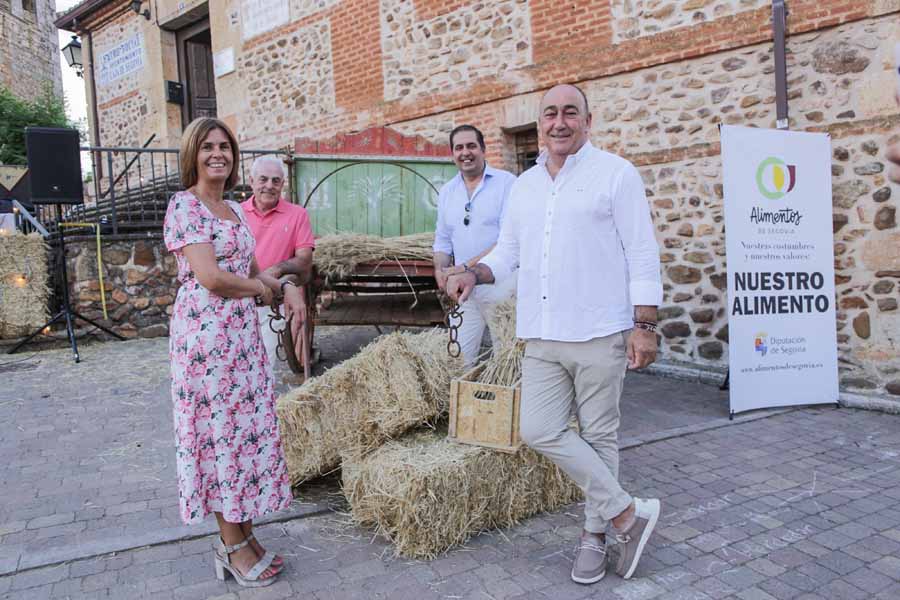 Miguel Ángel de Vicente, Magdalena Rodríguez, Benjamín cerezo y Nicolás Guijarro el pasado 27 de julio en Fresno de Cantespino.