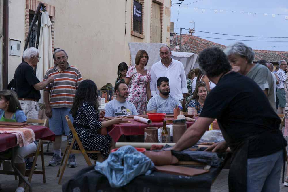 Taller de alfarería a cargo de Juan Carlos Martín, de Alfarería Martín en Fresno de Cantespino.