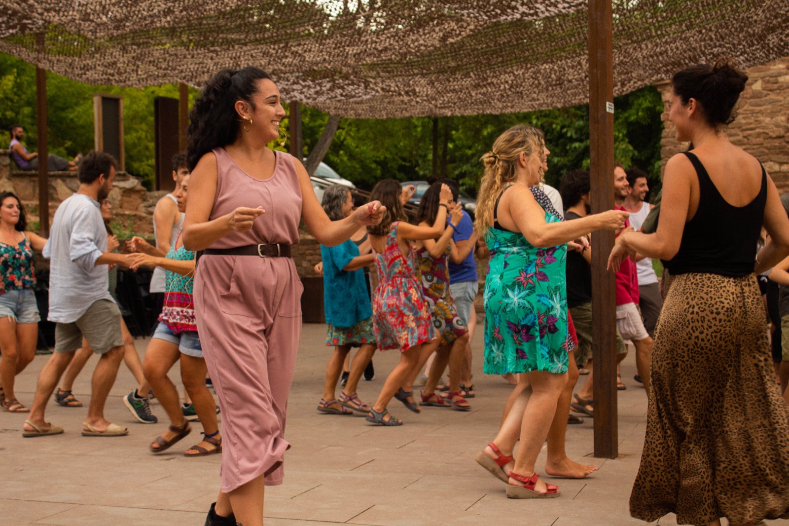 SAN PEDRO G Juegos que bailan imagen