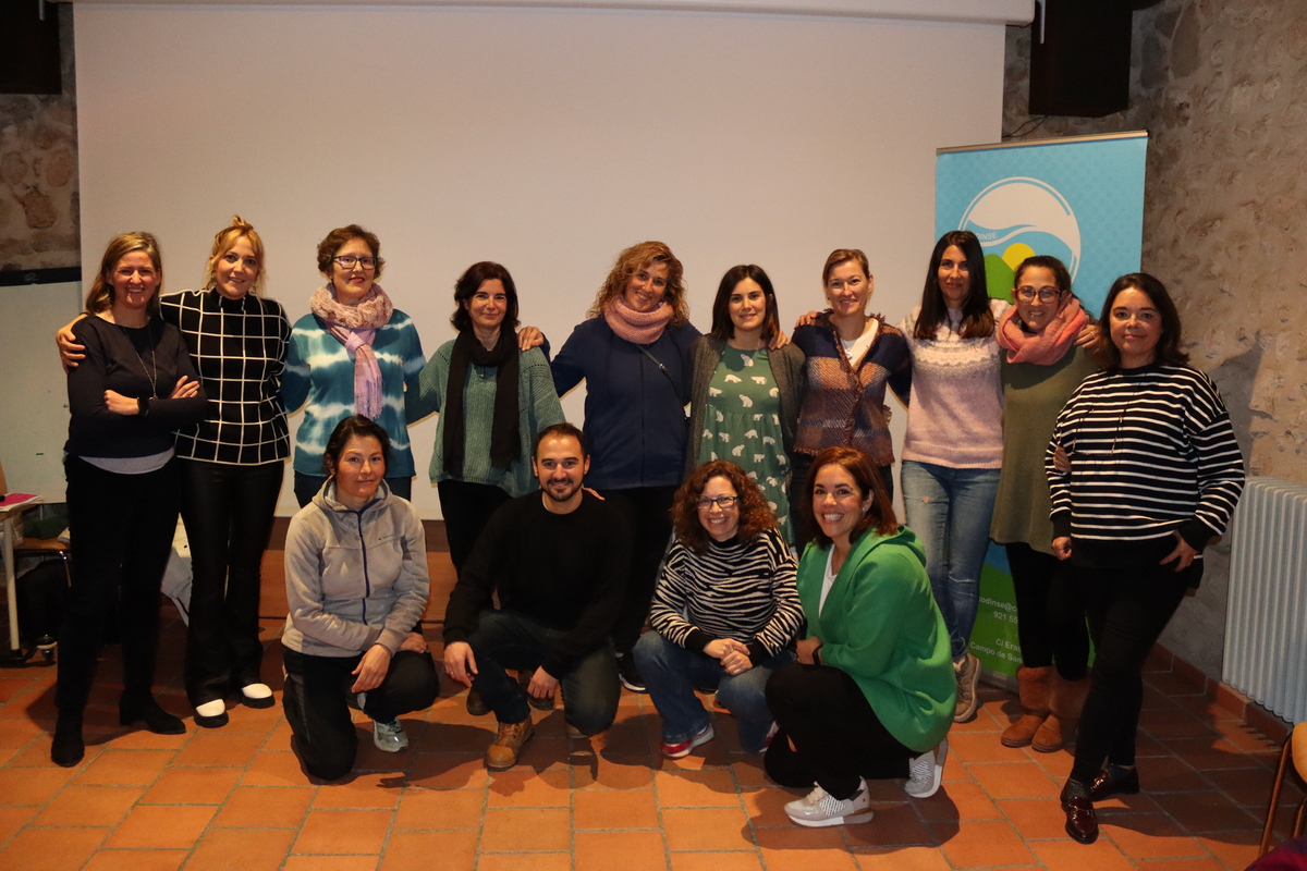 Alumnos y alumnas de la segunda edición del taller de hablar en público en Sepúlveda