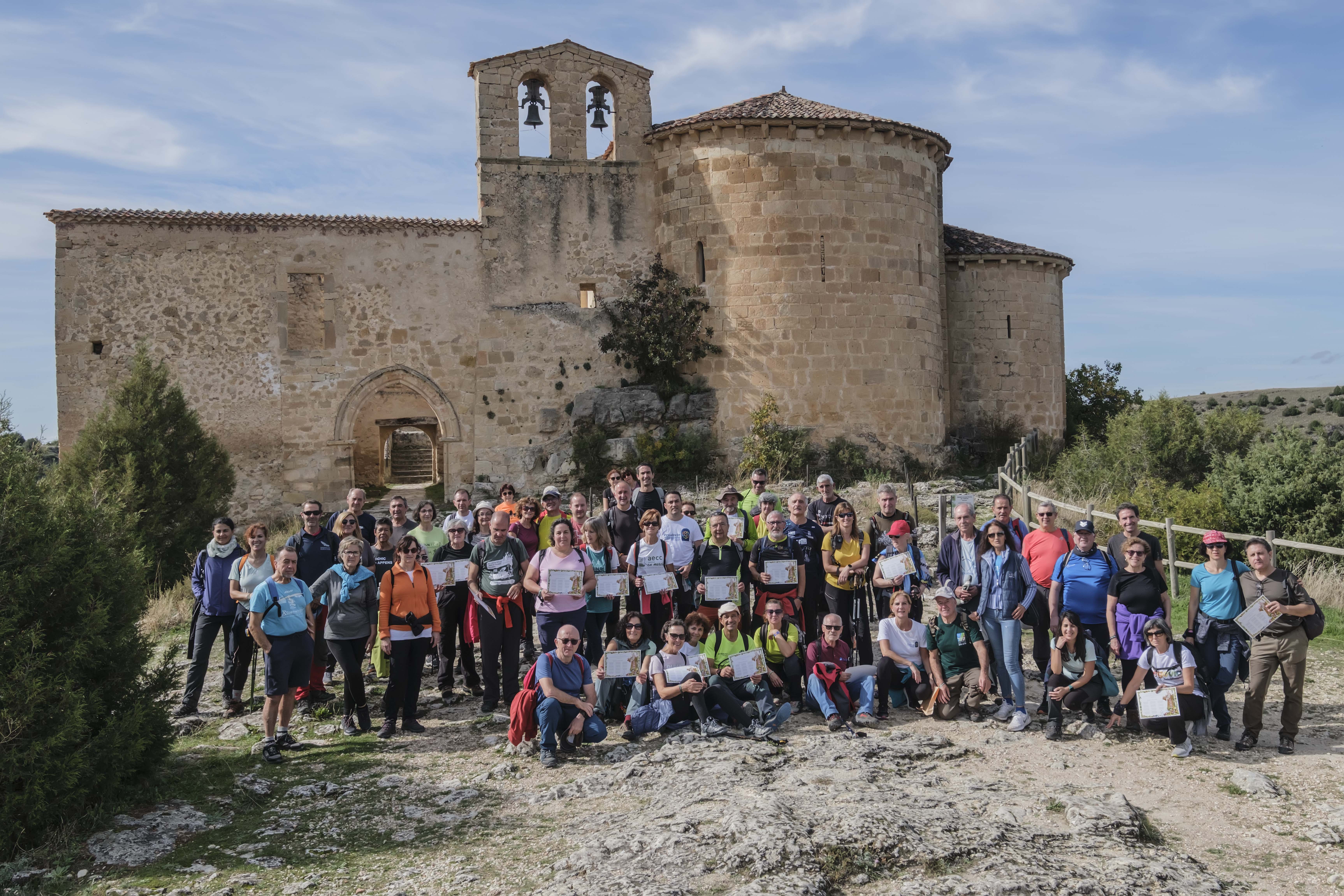 Peregrinos completan la última etapa del Camino de San Frutos en Segovia