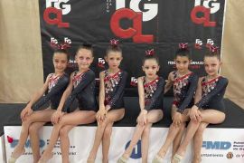 Componentes del conjunto benjamín Promesas, formado por Lucía Navas (Ayllón), Ángela Lesma (Riaza), Noa Cabrero (Sepúlveda), Paola Vallejo (La Granja) y Daniella Bravo (San Rafael).