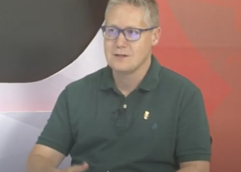 El alcalde de Torrecaballeros, uno de los afectados, Rubén García de Andrés