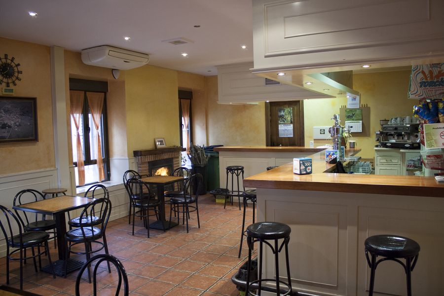 Bar de Aldeanueva de la Serrezuela