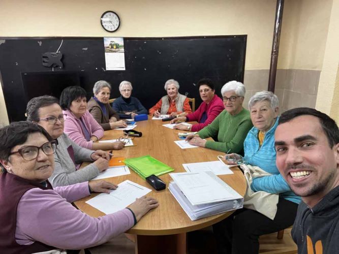 Participantes en el taller de Montejo de la Vega de la Serrezuela.