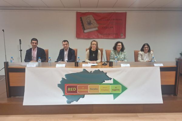 Ponentes en la inauguración de la I Feria de Empleo Rural en Cuéllar