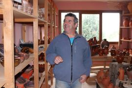 Juan Carlos Martín en su taller en Fresno de Cantespino