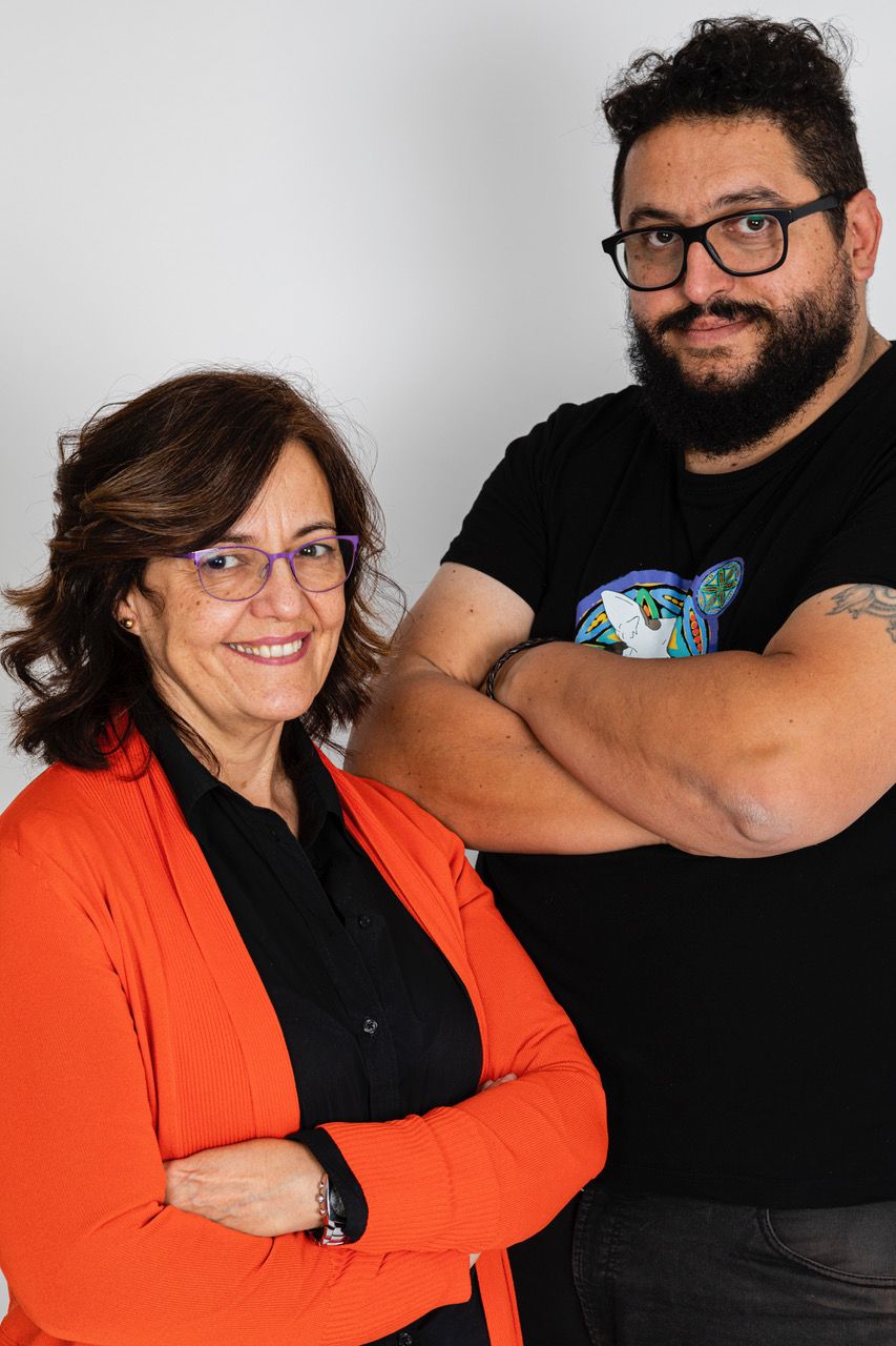 Rosa y Esteve son los promotores de 90 varas, una cerveza artesanal con una identidad de marca que refleja el día a día de la vida en los pueblos.