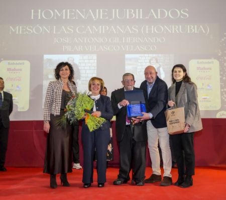 Mesón Las Campanas (Honrubia) – Jose Antonio Gil Hernando y su mujer Pilar Velasco.