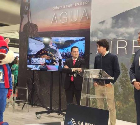 Jonathan Martín durante la presentación de La Pinilla Mountain Resort